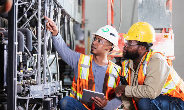 Best Commercial Electrician Services  in South Venice, FL